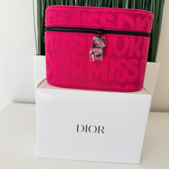 dior makeup travel bag Denim Toiletry Dopp Kit Pouch case with Zipper Luxury Vanity Bag for Women